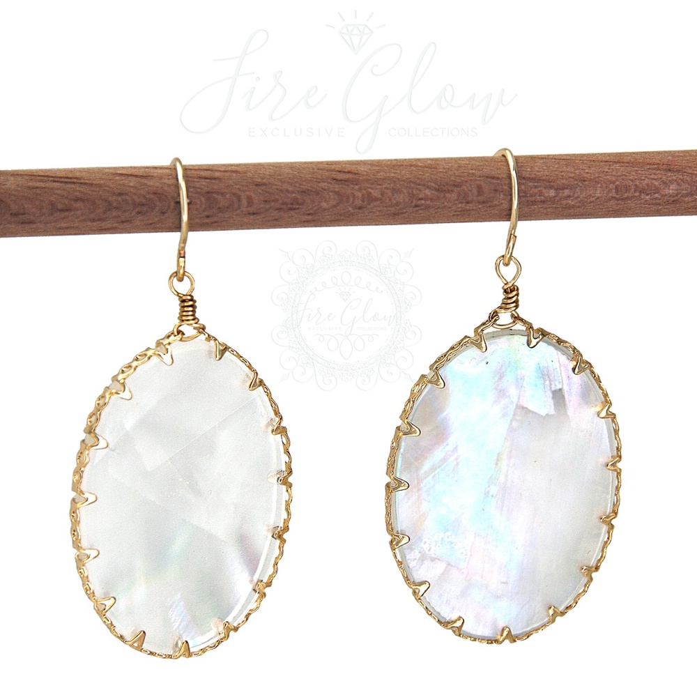 Mother of Pearl Style Oval Gold Tone Earrings - Picture 14 of 16